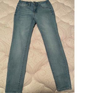 [NEW] Refuge Skinny Jeans